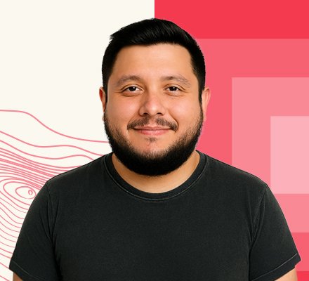 Headshot of Juan Carlos Abril Ramírez of Optravation.